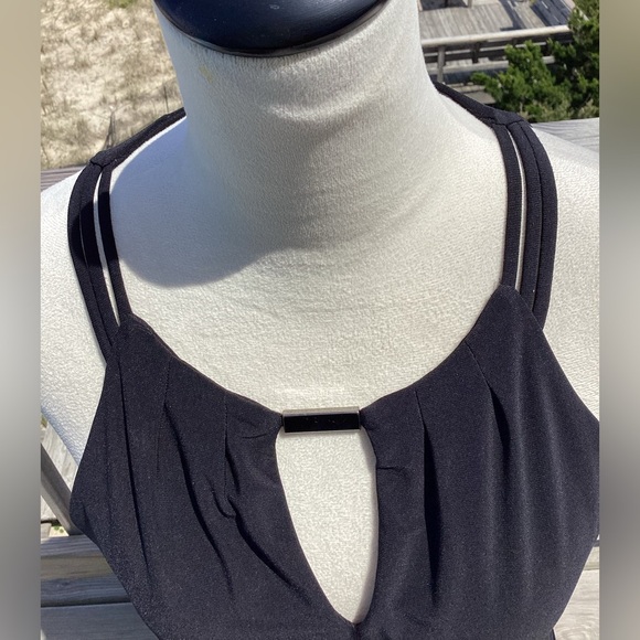 WHBM Black Strappy Layered Chiffon Keyhole Tank - Picture 7 of 10